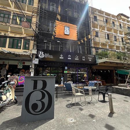 Bud Brew Beyond Dispensary And Hotel Bangkok Luaran gambar