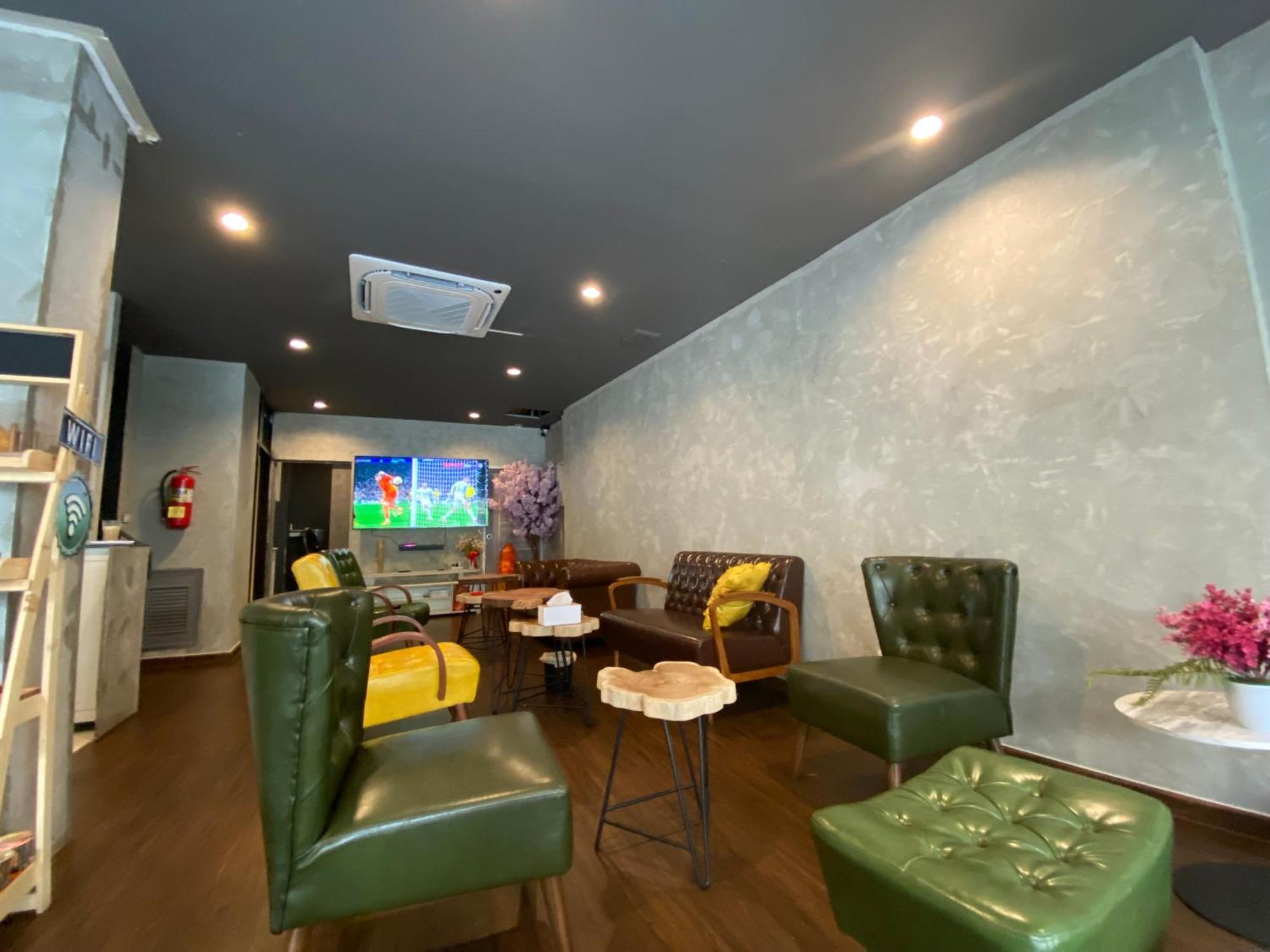 Bud Brew Beyond Dispensary And Hotel Bangkok Luaran gambar